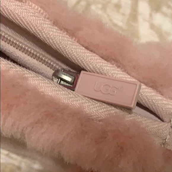 Ugg pink purse - Picture 6 of 6